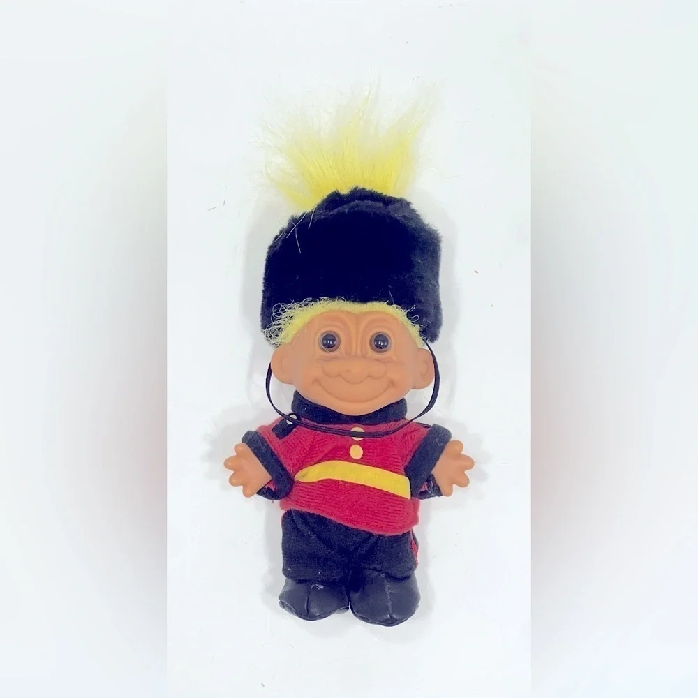 Vintage England Palace Guard Troll Doll British Soldier King Queen Buckingham